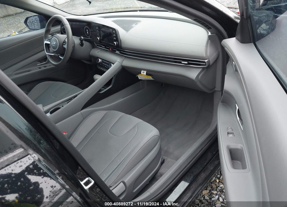 2021 HYUNDAI ELANTRA SEL VIN: 5NPLS4AG3MH037840