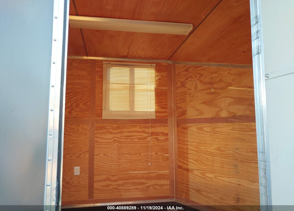 2014 DIAC CARGO VIN: 53NBE2025E1020404