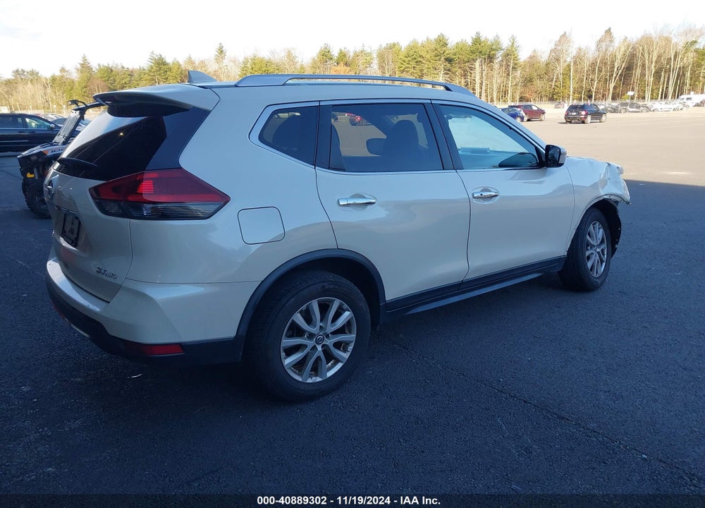 2018 NISSAN ROGUE SV VIN: JN8AT2MV4JW351087