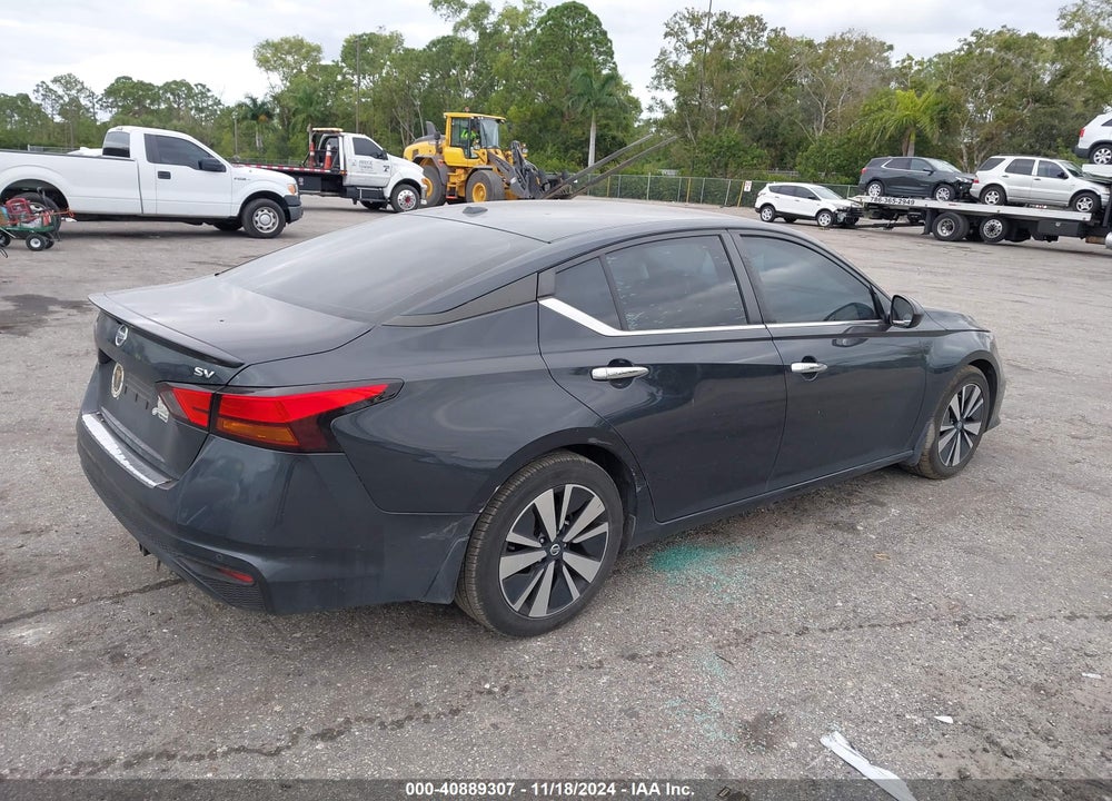 2022 NISSAN ALTIMA SV FWD VIN: 1N4BL4DVXNN343346