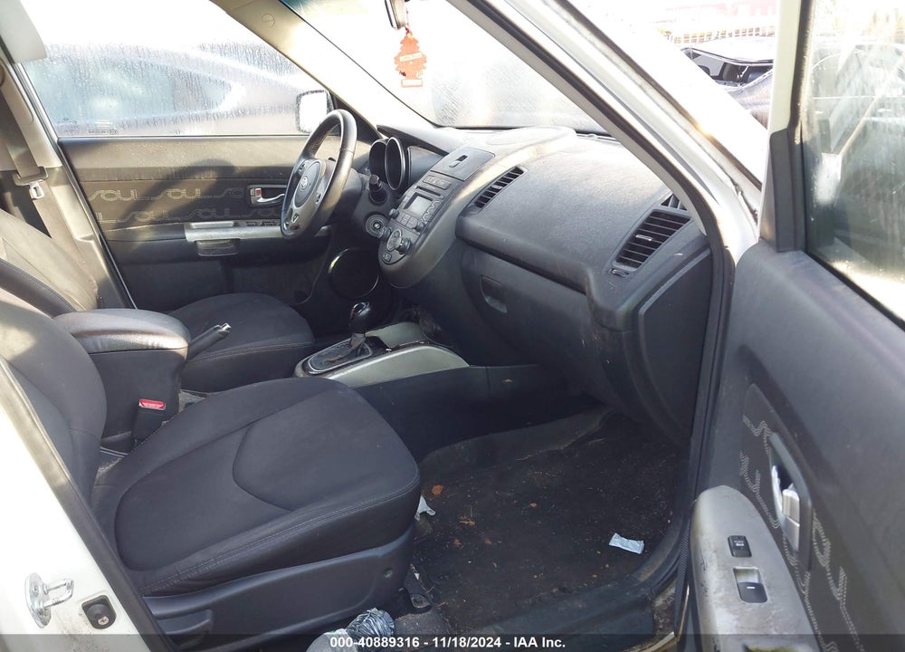 2012 KIA SOUL VIN: KNDJT2A62C7385115