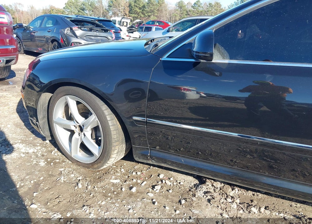 2010 AUDI A8 L 4.2 VIN: WAURVAFA7AN009360