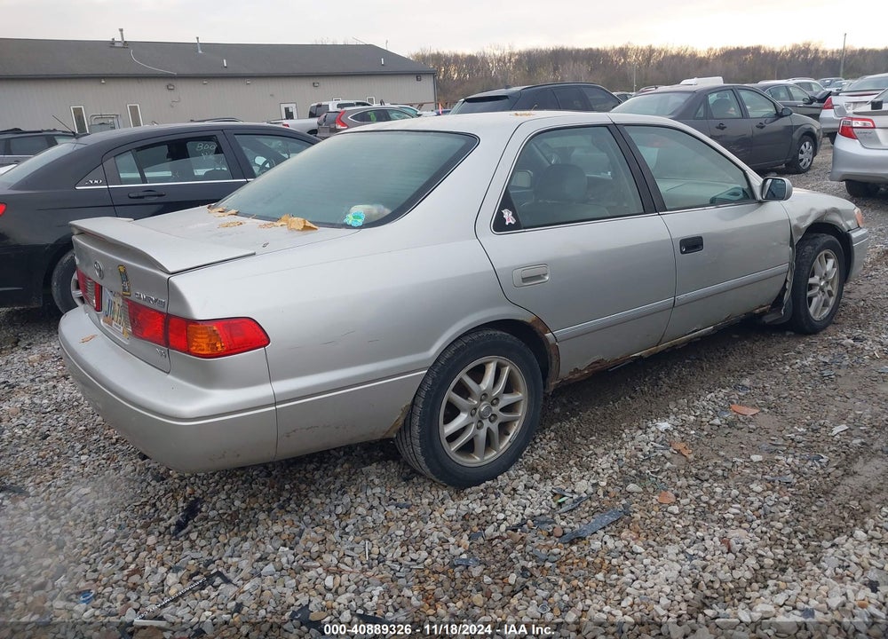2001 TOYOTA CAMRY XLE V6 VIN: 4T1BF28KX1U961493