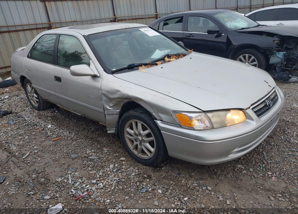 2001 TOYOTA CAMRY XLE V6 VIN: 4T1BF28KX1U961493