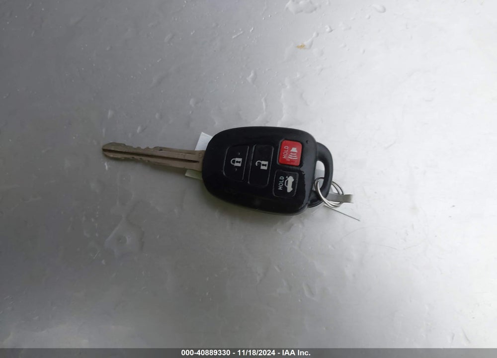 2012 TOYOTA CAMRY LE VIN: 4T4BF1FK8CR171082