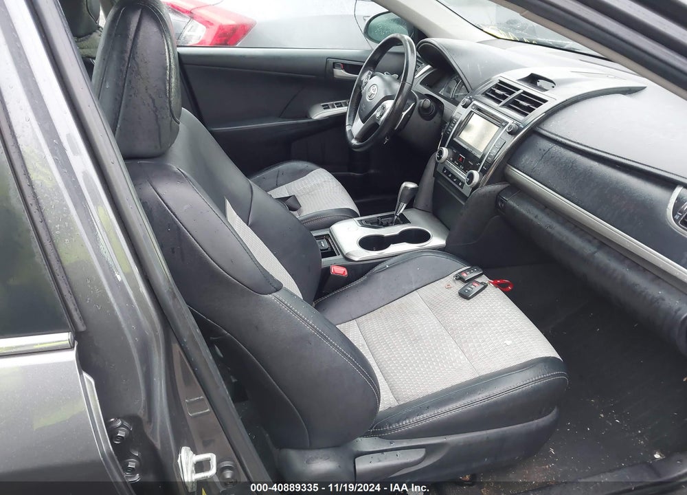 2012 TOYOTA CAMRY SE VIN: 4T1BF1FK9CU092580