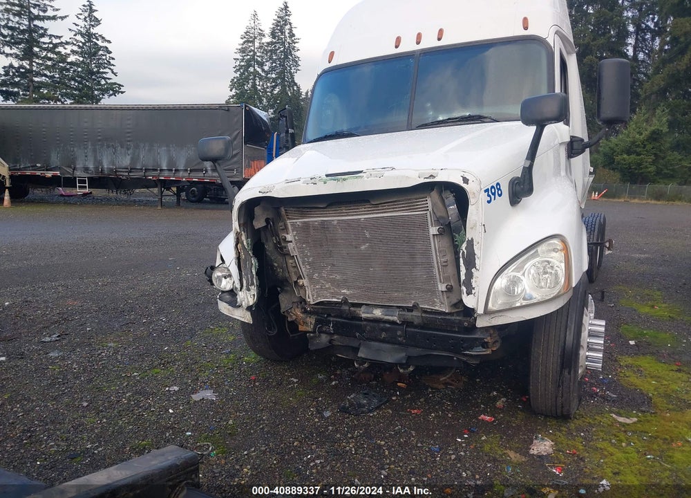 2015 FREIGHTLINER CASCADIA 125 VIN: 1FUJGLD59FLGD5398