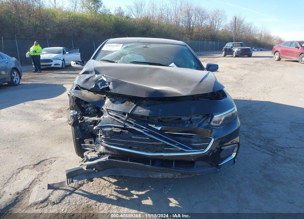 2018 CHEVROLET MALIBU LT VIN: 1G1ZD5ST4JF162477
