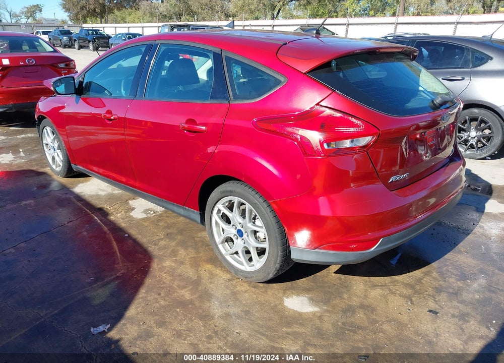2015 FORD FOCUS VIN: 1FADP3K2XFL327371