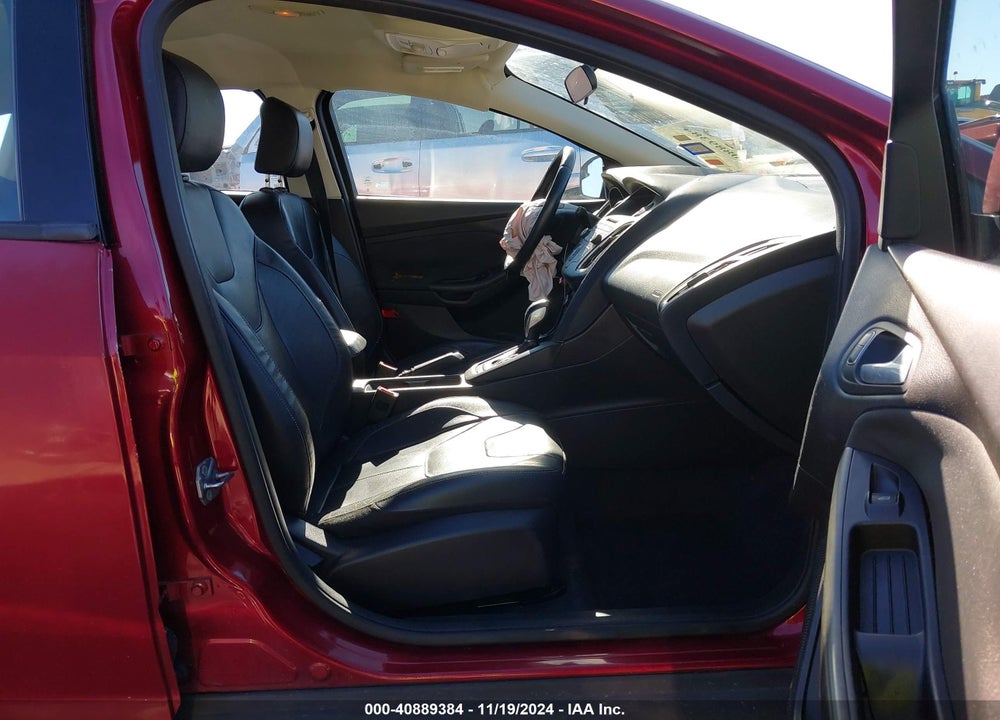 2015 FORD FOCUS VIN: 1FADP3K2XFL327371