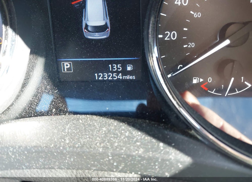 2018 NISSAN ROGUE SV VIN: JN8AT2MVXJW300368