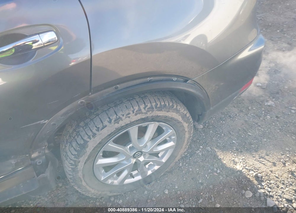 2018 NISSAN ROGUE SV VIN: JN8AT2MVXJW300368