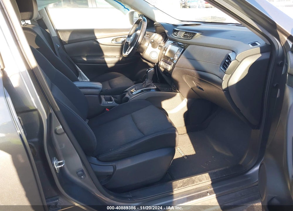 2018 NISSAN ROGUE SV VIN: JN8AT2MVXJW300368