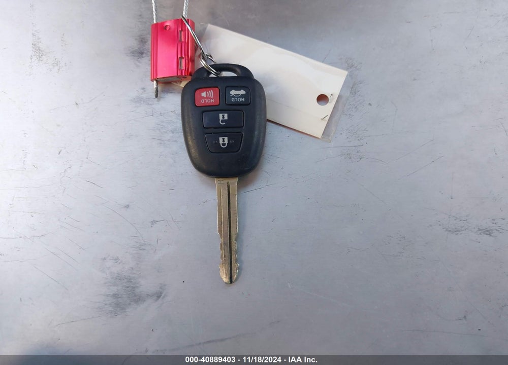 2018 TOYOTA COROLLA LE VIN: 2T1BURHE9JC967540