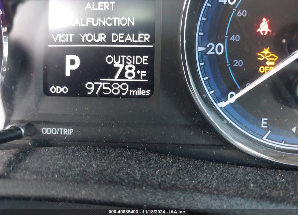 2018 TOYOTA COROLLA LE VIN: 2T1BURHE9JC967540