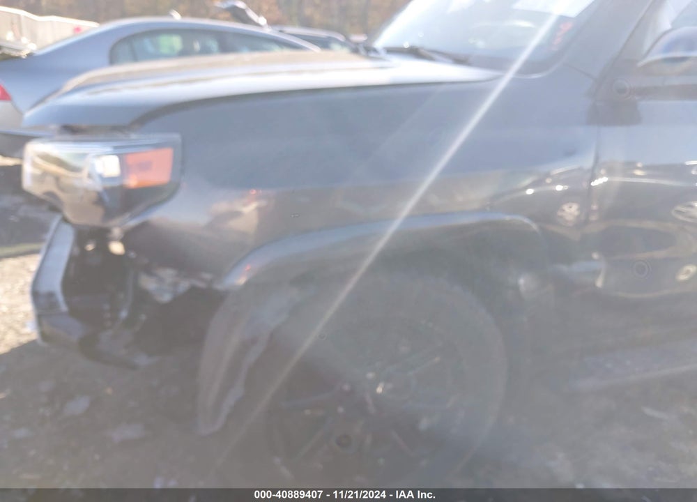 2022 TOYOTA 4RUNNER VIN: JTEFU5JR4N5256219