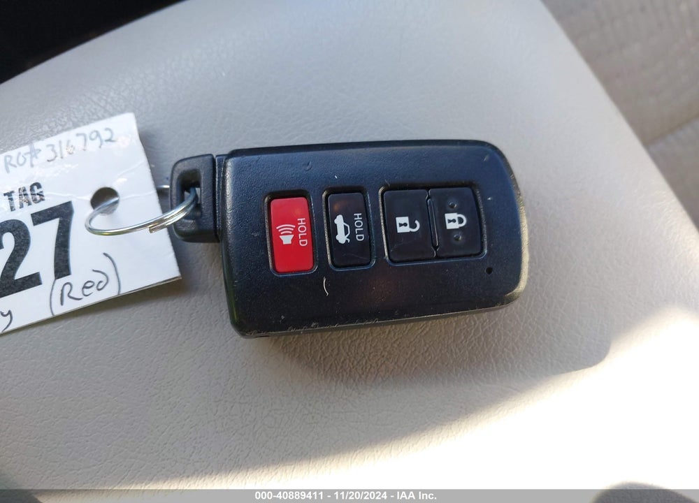 2012 TOYOTA CAMRY HYBRID LE VIN: 4T1BD1FK3CU025124