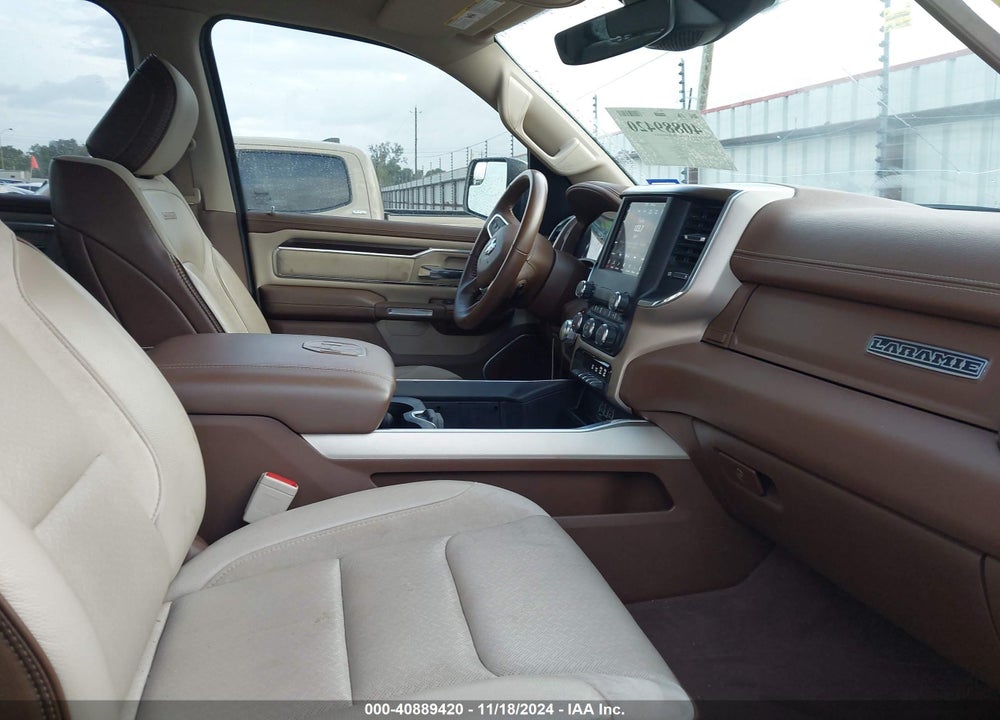 2021 RAM 1500 LAIE  4X4 5'7 BOX VIN: 1C6SRFJT1MN733331