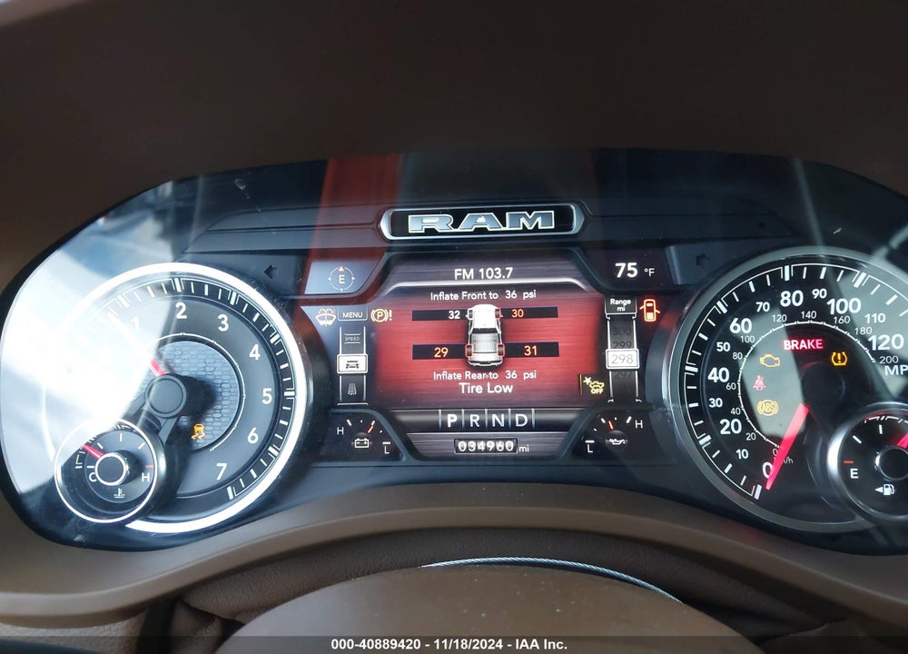 2021 RAM 1500 LAIE  4X4 5'7 BOX VIN: 1C6SRFJT1MN733331