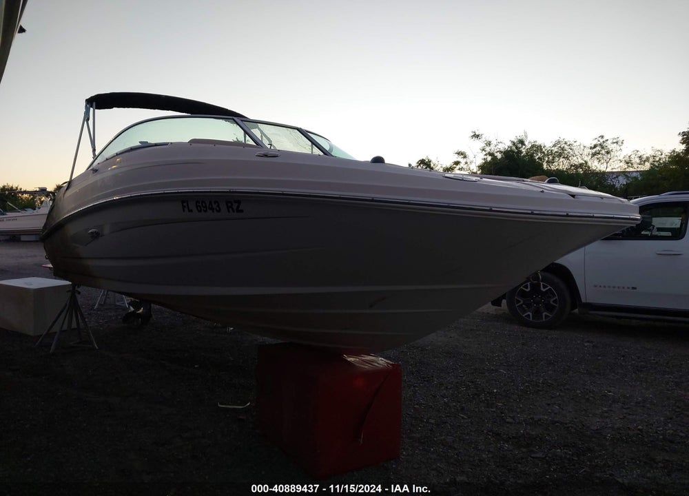 2011 SEA RAY OTHER VIN: SERV2390A111