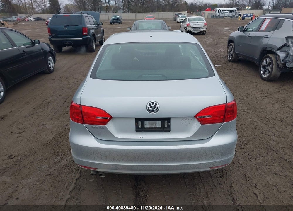 2014 VOLKSWAGEN JETTA 2.0L S VIN: 3VW1K7AJ9EM438225