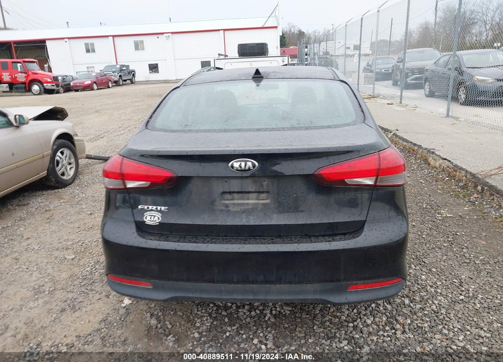 2018 KIA FORTE LX VIN: 3KPFL4A7XJE170976
