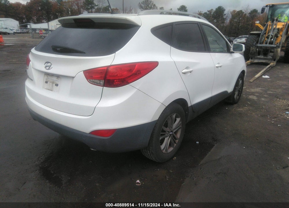 2015 HYUNDAI TUCSON SE VIN: KM8JU3AG5FU961079