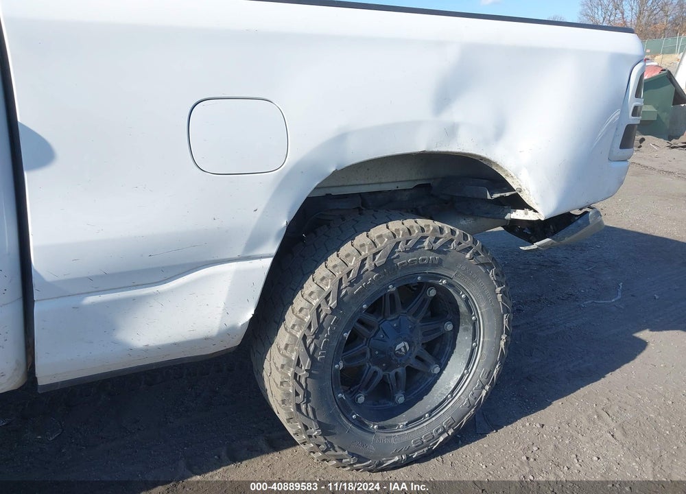 2019 RAM 1500 BIG HORN/LONE STAR 4X4 6'4 BOX VIN: 1C6SRFBT4KN759000