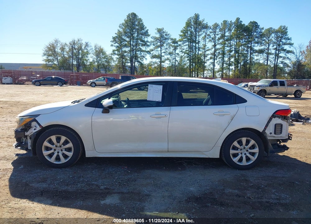 2021 TOYOTA COROLLA LE VIN: 5YFEPMAE2MP258695