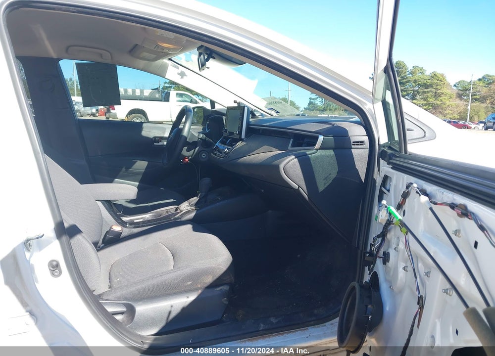 2021 TOYOTA COROLLA LE VIN: 5YFEPMAE2MP258695