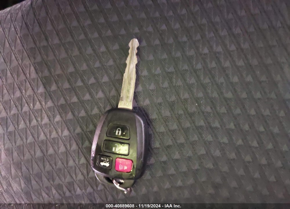 2014 TOYOTA CAMRY SE VIN: 4T1BF1FK3EU376774