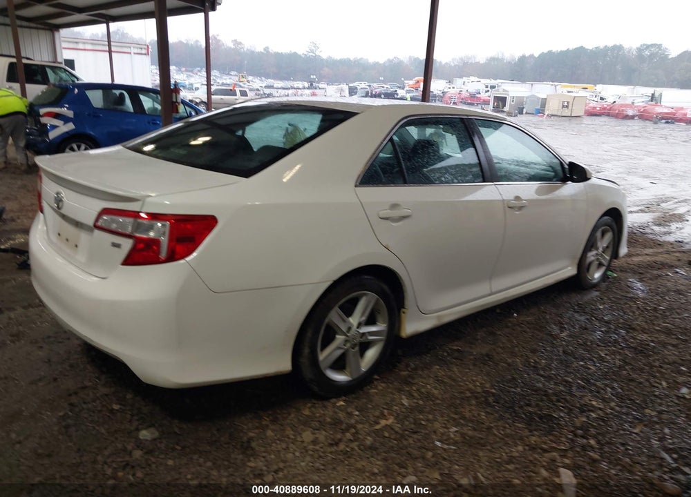 2014 TOYOTA CAMRY SE VIN: 4T1BF1FK3EU376774