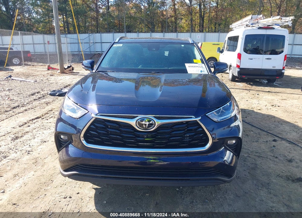 2023 TOYOTA HIGHLANDER LIMITED VIN: 5TDKDRAH7PS043196