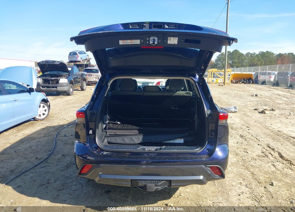 2023 TOYOTA HIGHLANDER LIMITED VIN: 5TDKDRAH7PS043196