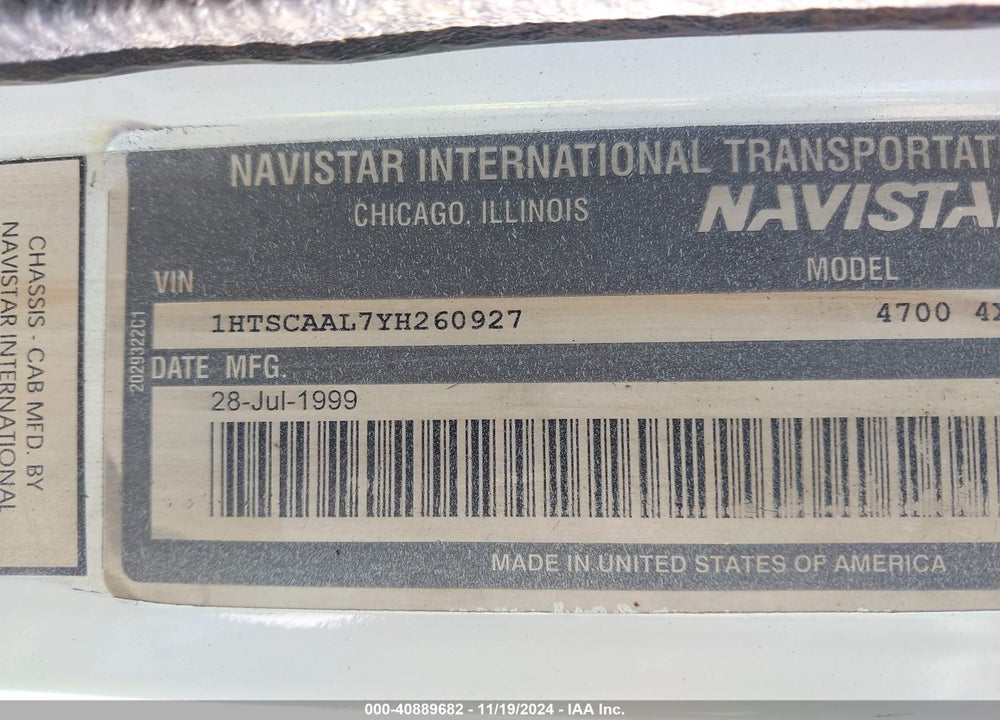 2000 INTERNATIONAL 4000 4700 VIN: 1HTSCAAL7YH260927