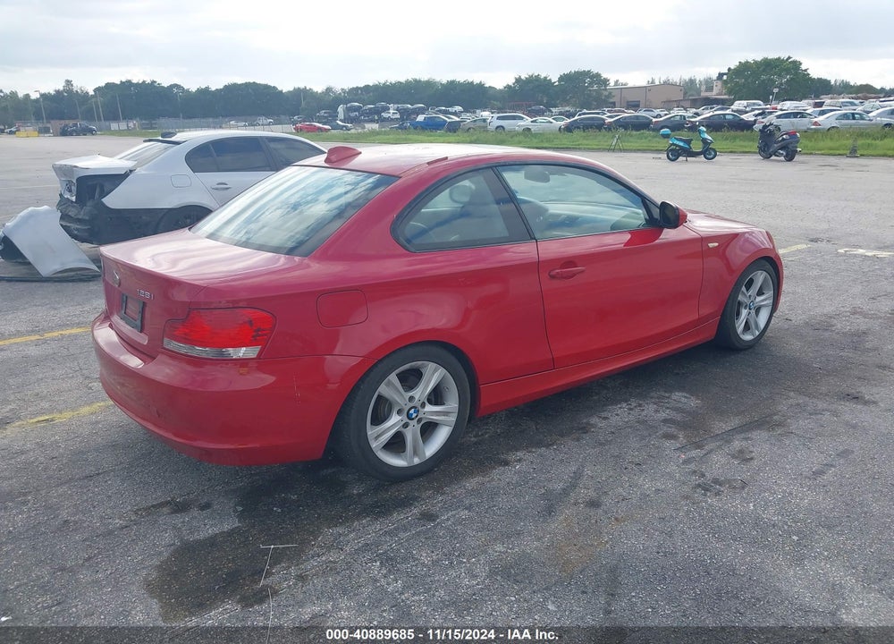 2011 BMW 128I VIN: WBAUP7C54BVM54431