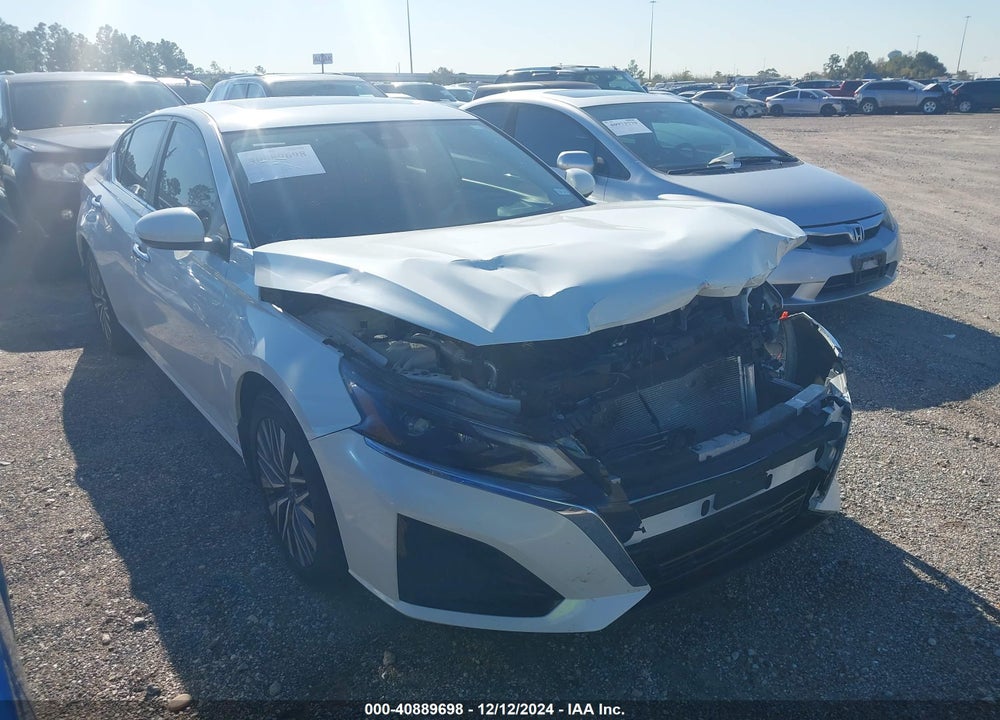 2023 NISSAN ALTIMA SV FWD VIN: 1N4BL4DV8PN423876