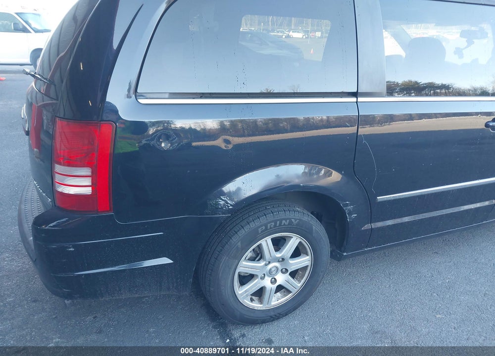 2010 CHRYSLER TOWN & COUNTRY TOURING PLUS VIN: 2A4RR8DX7AR442214