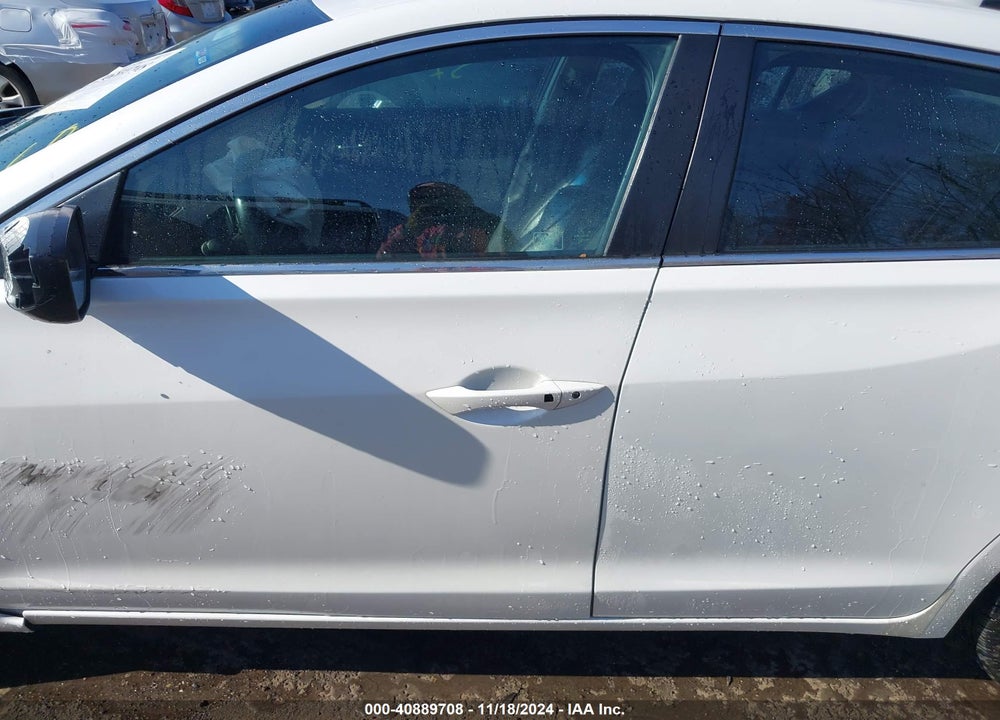 2013 ACURA ILX 2.0L VIN: 19VDE1F32DE017480