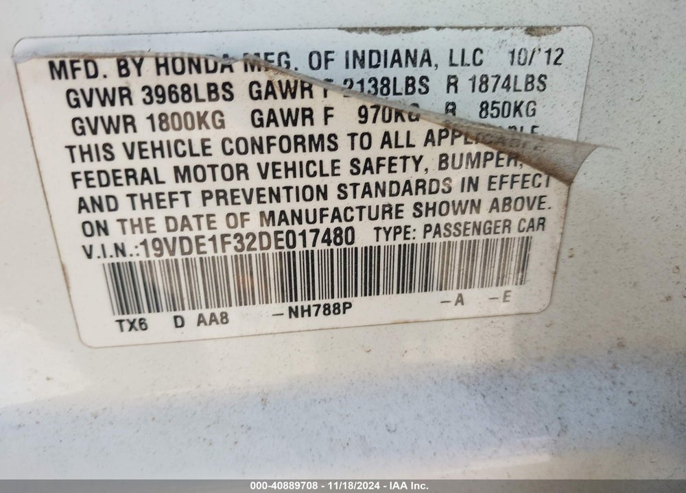 2013 ACURA ILX 2.0L VIN: 19VDE1F32DE017480