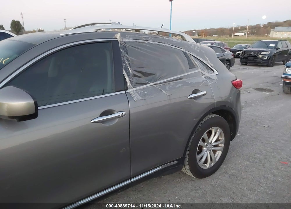 2011 INFINITI FX35 VIN: JN8AS1MW2BM731192
