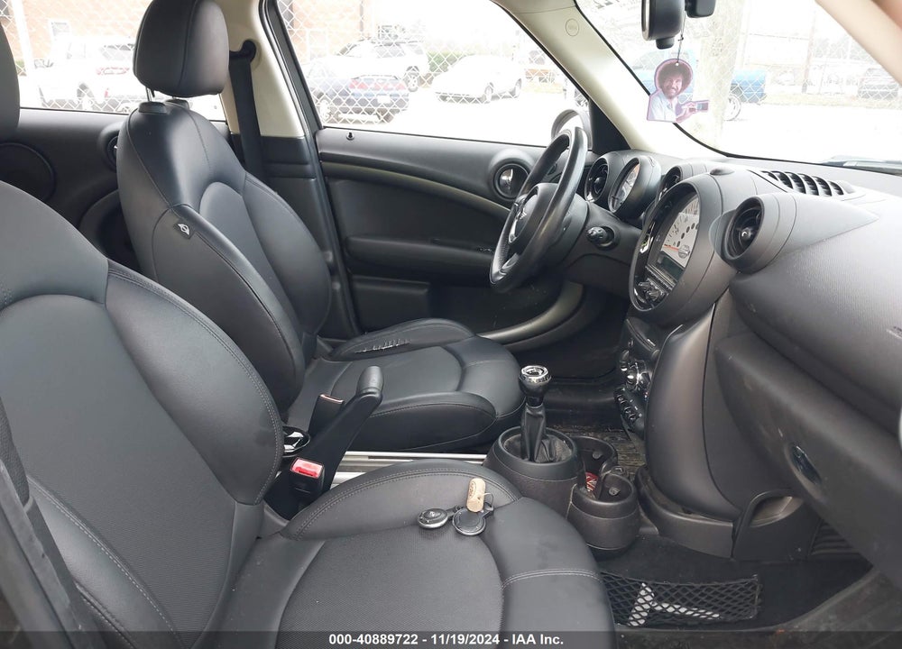 2013 MINI COUNTRYMAN COOPER S VIN: WMWZC5C57DWM15500