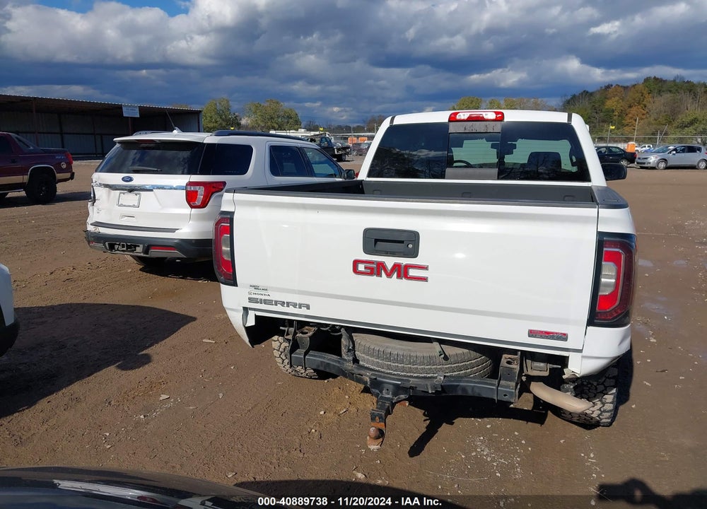2017 GMC SIERRA 1500 SLT VIN: 3GTU2NEC6HG153243