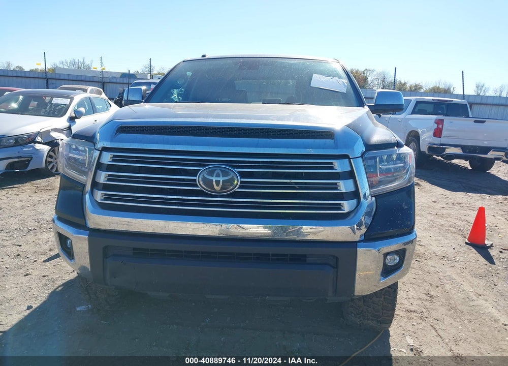 2018 TOYOTA TUNDRA LIMITED 5.7L V8 VIN: 5TFHW5F19JX680374