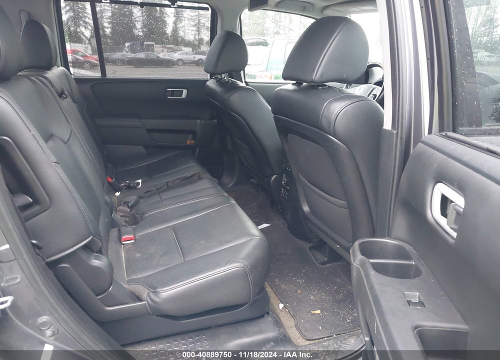 2015 HONDA PILOT TOURING VIN: 5FNYF4H99FB021998