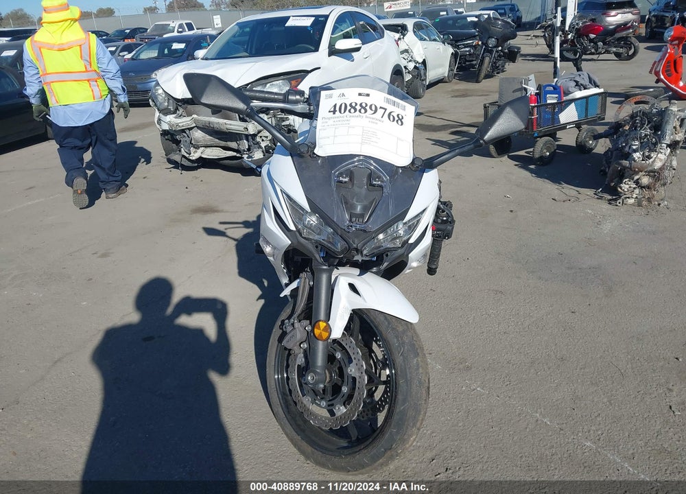 2020 KAWASAKI EX650 N VIN: ML5EXEN11LDA12538