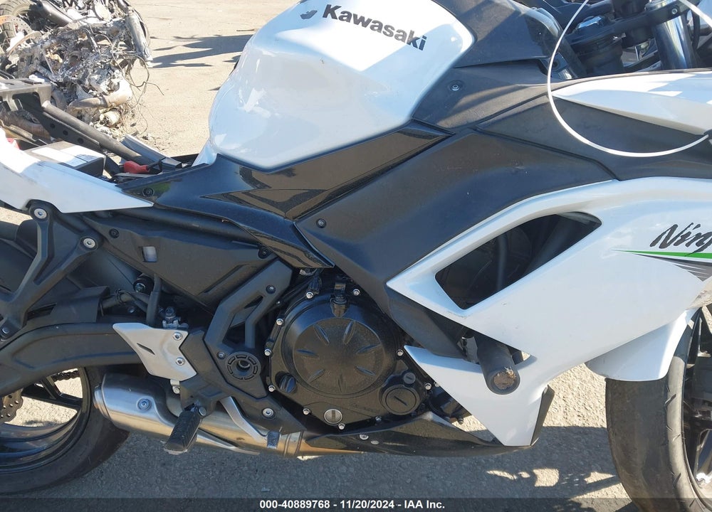 2020 KAWASAKI EX650 N VIN: ML5EXEN11LDA12538
