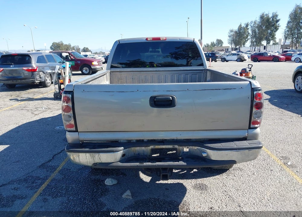 2000 CHEVROLET SILVERADO 1500 LS VIN: 2GCEK19T6Y1139200