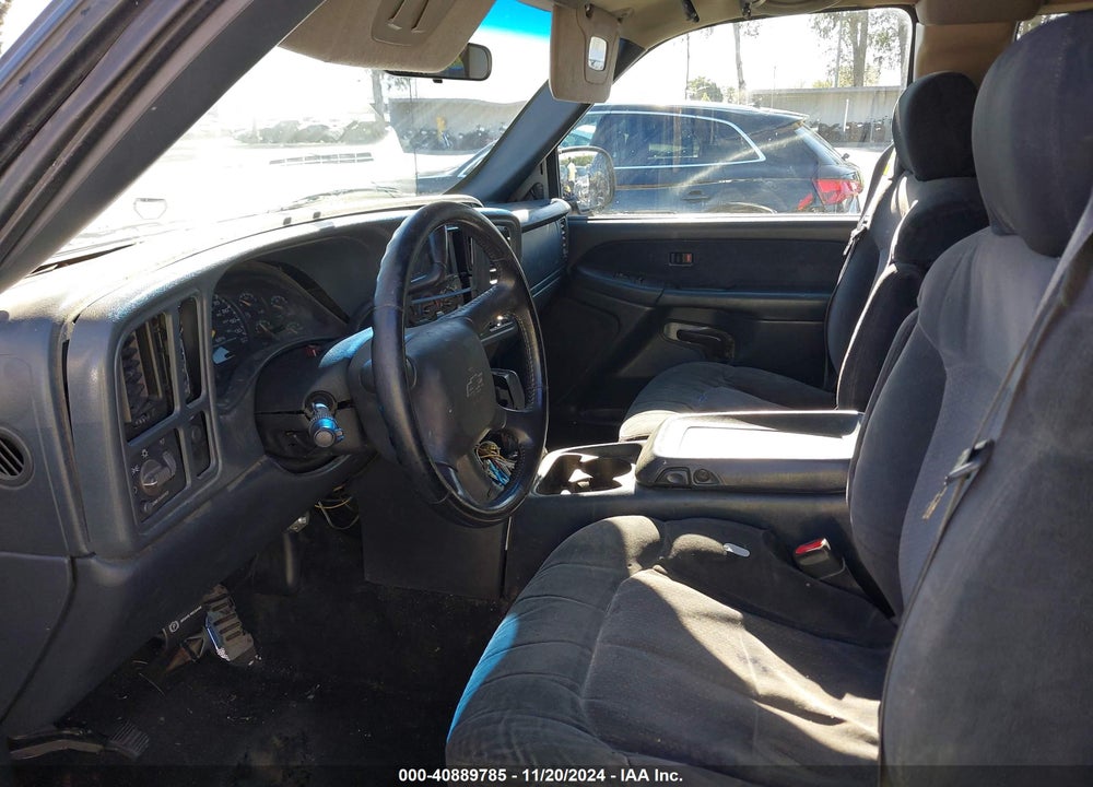 2000 CHEVROLET SILVERADO 1500 LS VIN: 2GCEK19T6Y1139200