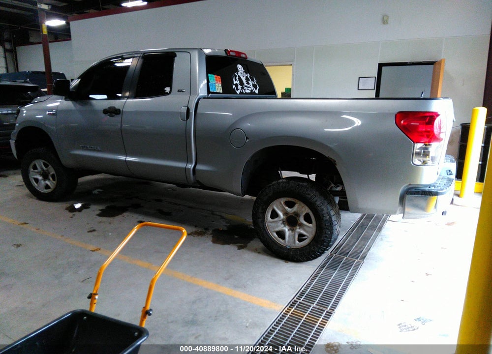 2008 TOYOTA TUNDRA SR5 5.7L V8 VIN: 5TBBV54178S491310